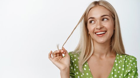 Hogyan kezeljük a zsíros hajat? Tippek a friss megjelenésért mindennap