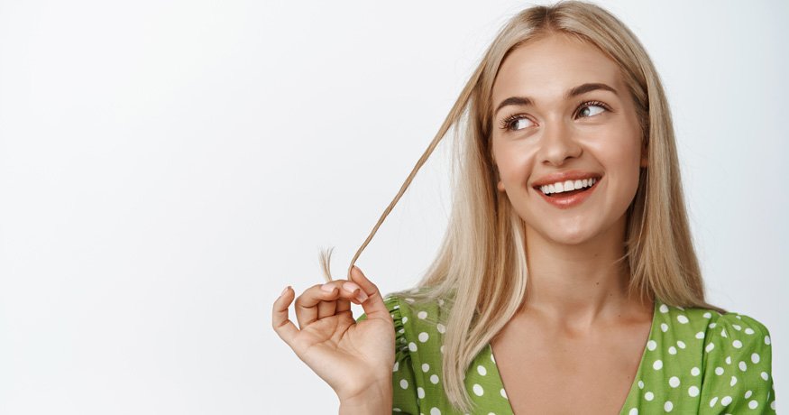 Hogyan kezeljük a zsíros hajat? Tippek a friss megjelenésért mindennap - hero