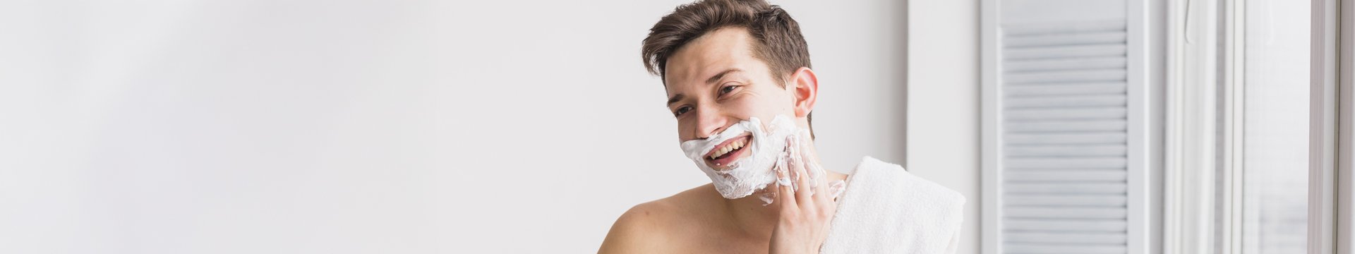 Hogyan nyugtassuk meg az irritált arcbőrt borotválkozás után? - header