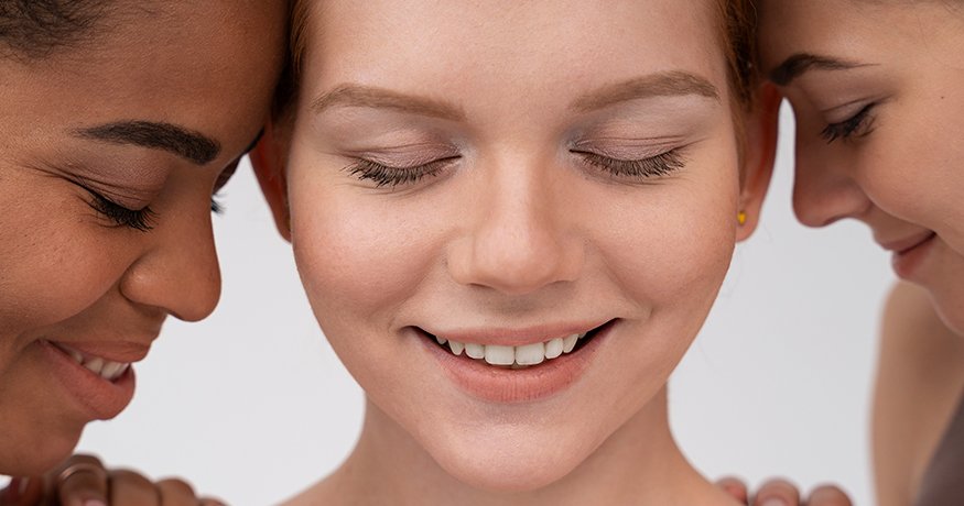 Fehér pattanásokkal küzd? Fedezze fel az okokat és a hatékony megoldásokat - header