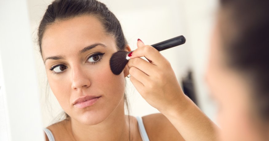 Hogyan használjunk korrektort a hibátlan megjelenés eléréséért? - hero