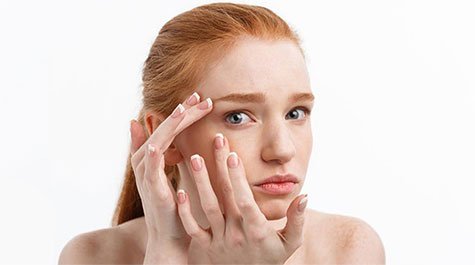 Hogyan lehet megszabadulni a szem alatti táskáktól?