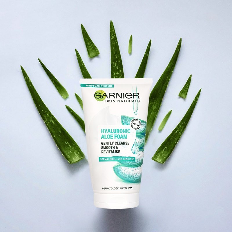 Hyaluronic Aloe habzó arctisztító